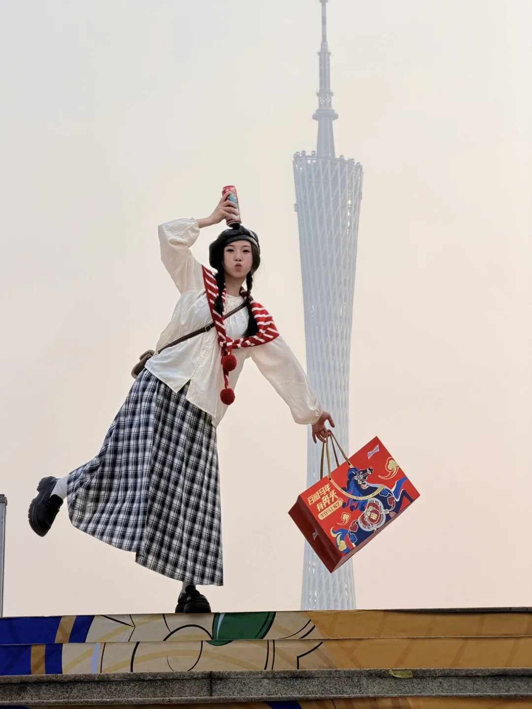 提前过年逛花街，免费赢到我的马年盲盒