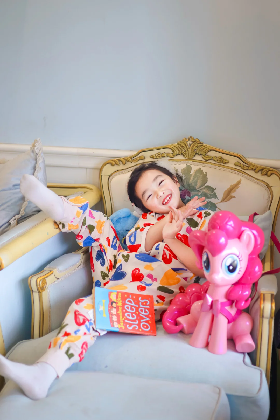 梅雨季带娃睡觉，终于不用反复盖被子啦✨