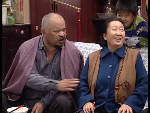 #彭玉去世#
我天，又一影视圈的表演艺术家离开了…
《东北一家人》饰演“牛大妈”的彭玉老师
给一代人不知带来了多少欢笑，默哀🙏 ​
越来越多的老一辈去世，也许是在告别一个时代，时间在老人和孩子身上最能体现 ​