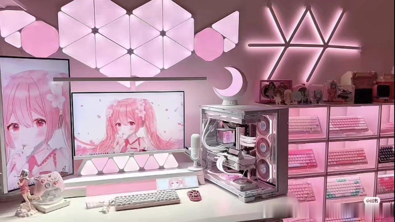 #开学三件套齐涨价家长直呼吃不消#
现在很多应届生，电脑不会用，打字不熟练，文档表格PPT都不会做，出来工作让前辈笑话，所以大学生有自己的电脑还是必须的。

这些不是段子，身边就听说过，也是震惊了很多次。

手机也是必要的不说，但平板就确实不是必需品。

所以，电脑和手机，真的是必须的，并不 ​