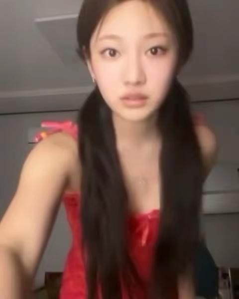 不画扮熟的眼线 不用抹匀粉底液