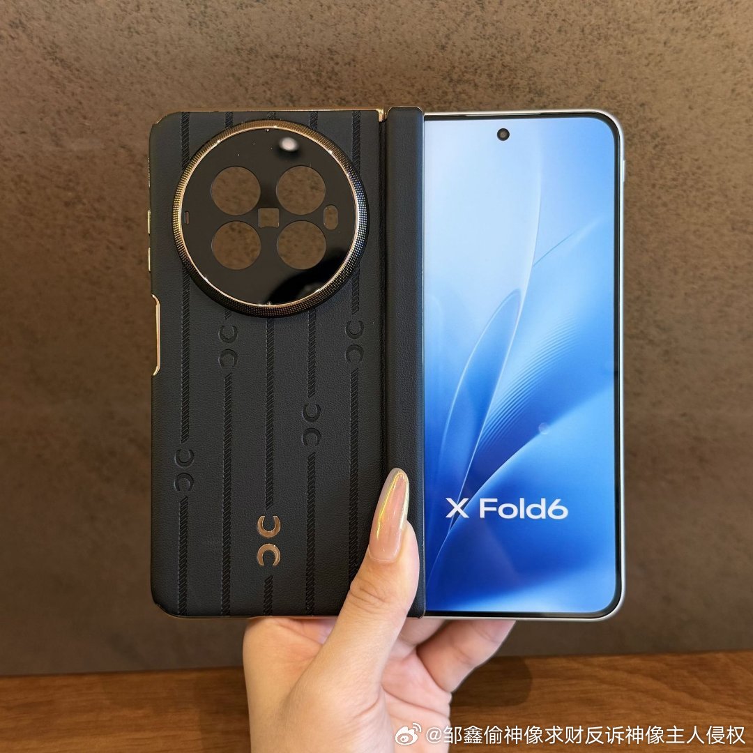 #手机壳[超话]# vivoxfold6手机壳的

#随州护士赵洲琪##邹鑫偷神像求财躲避整六年##邹守朝儿子邹鑫偷拿东西# ​