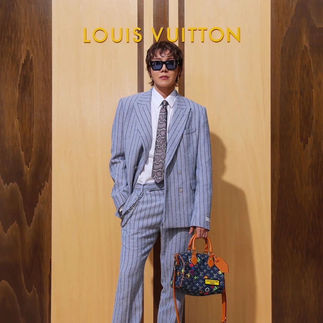 Louis Vuitton更新郑号锡秀场照片