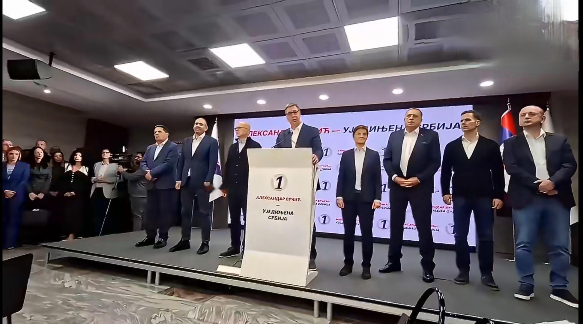 武契奇党败选，学生党胜选。
塞尔维亚变革产生的政治震动，将是历史性的、世界性的。
武契奇执政的塞尔维亚，是南斯拉夫联盟解体后，唯一一个保持俄中外交优先的原加盟国。武契奇领导的前进党在本次议会选举中败选，丢掉执政权，将让俄罗斯失去在巴尔干地区的最后一块阵地，让亚国失去对南斯拉夫联盟的最后一盏念想。
塞