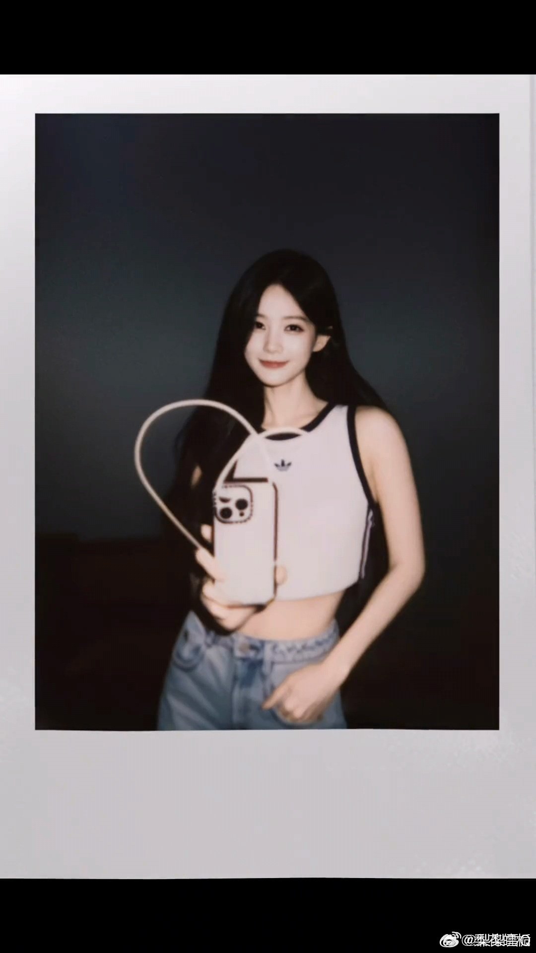 #李一桐直播找凌玲# 🍐#李一桐0906生日快乐#  

为你而来，奔赴每一场山海，我的星光永远为你亮着✨

​​​