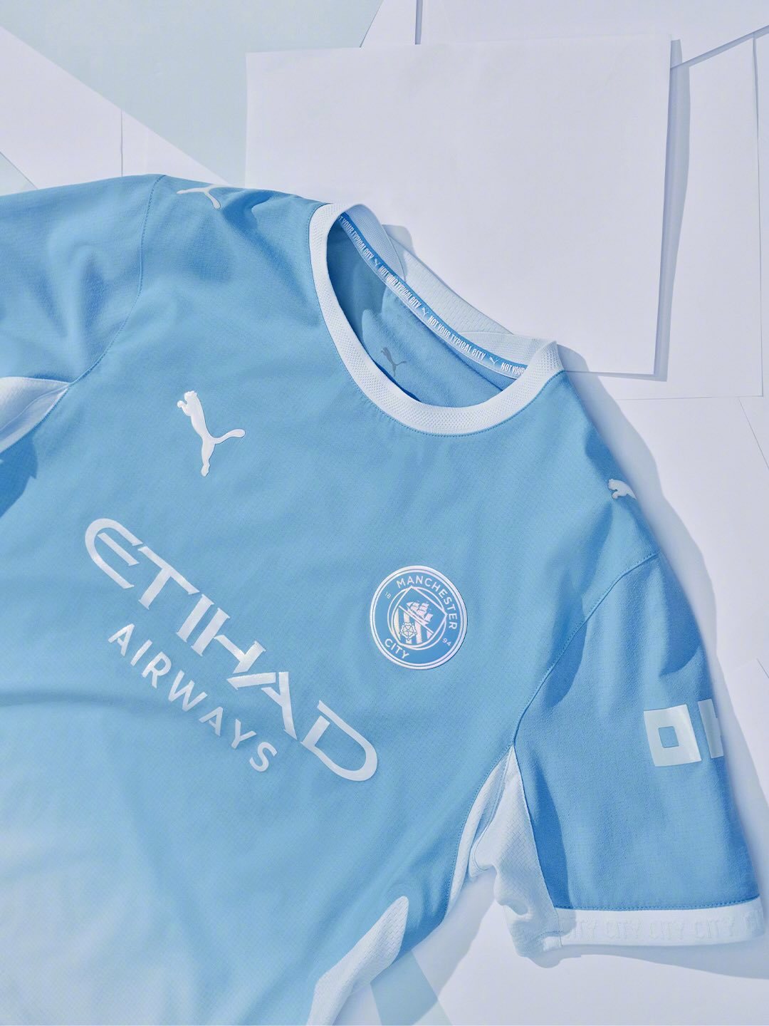 曼城不寻常，我城26/27赛季主场球衣现已到来👕  随更多细节图领略...