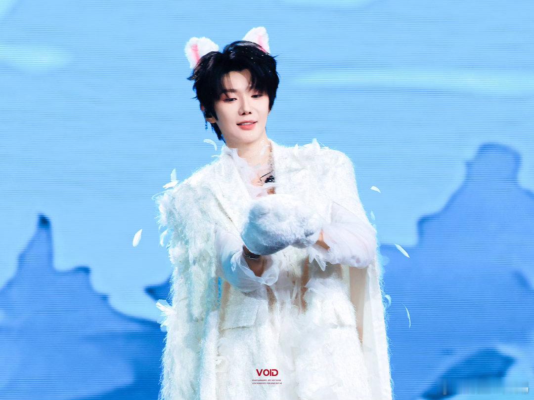 #郝熠然0912生日快乐# 🌱#郝熠然0912生日快乐# Day10
 
祝郝熠然生日快乐！愿你所求皆如愿，所行皆坦途，永远被爱包围。

​