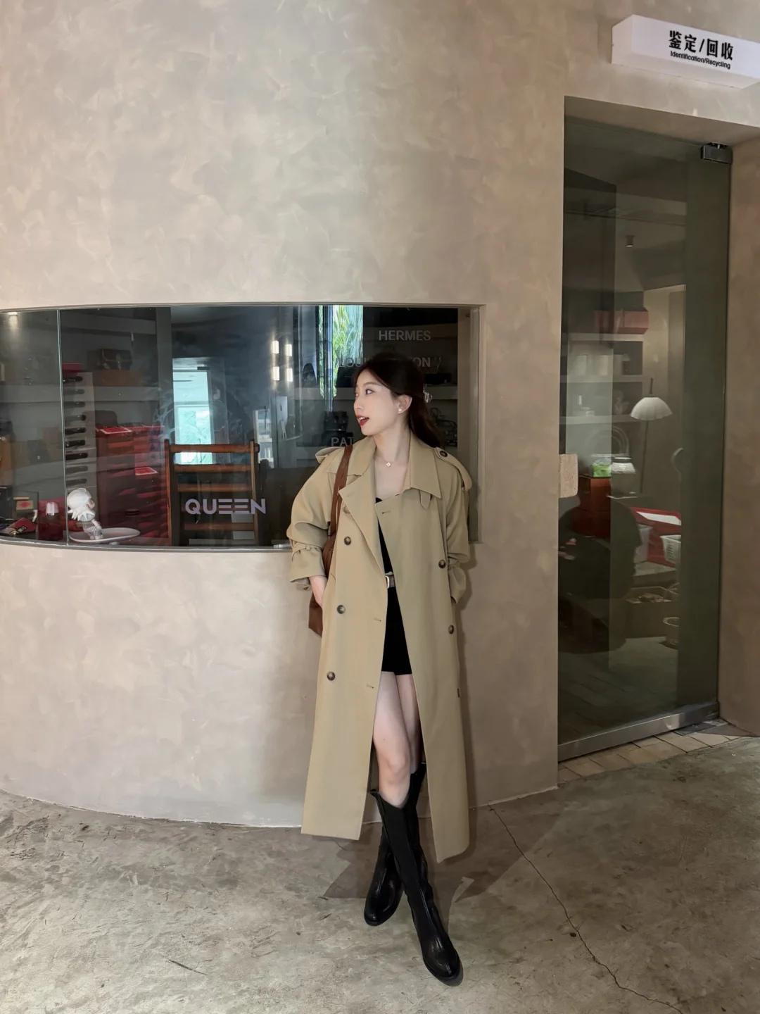 150 82｜终于可以穿风衣啦～