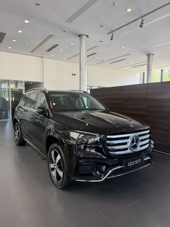 奔驰GLS｜百万级旗舰SUV，兼顾商务与全家✨