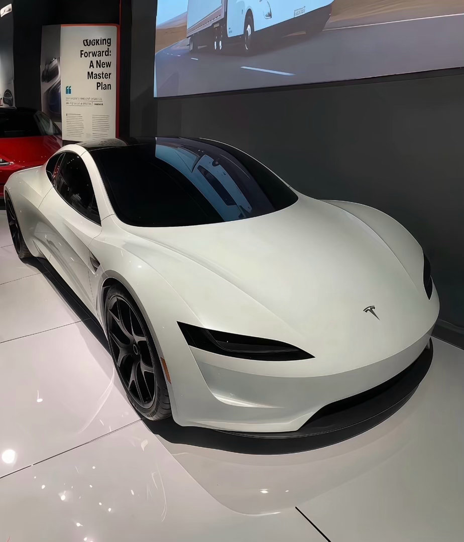 #何小鹏回应特斯拉Roadster##何小鹏夸特斯拉Roadster非常酷#在行业交流里，毫不吝啬夸赞竞品跑车，是很开放的态度。一款好的产品，值得被同行看见和认可。新能源赛道发展至今，靠的不是互相否定，而是在对比中寻找突破。认可对手的亮点，持续打磨自身产品，这种良性竞争氛围，能催生出更多让人眼前一亮 ​