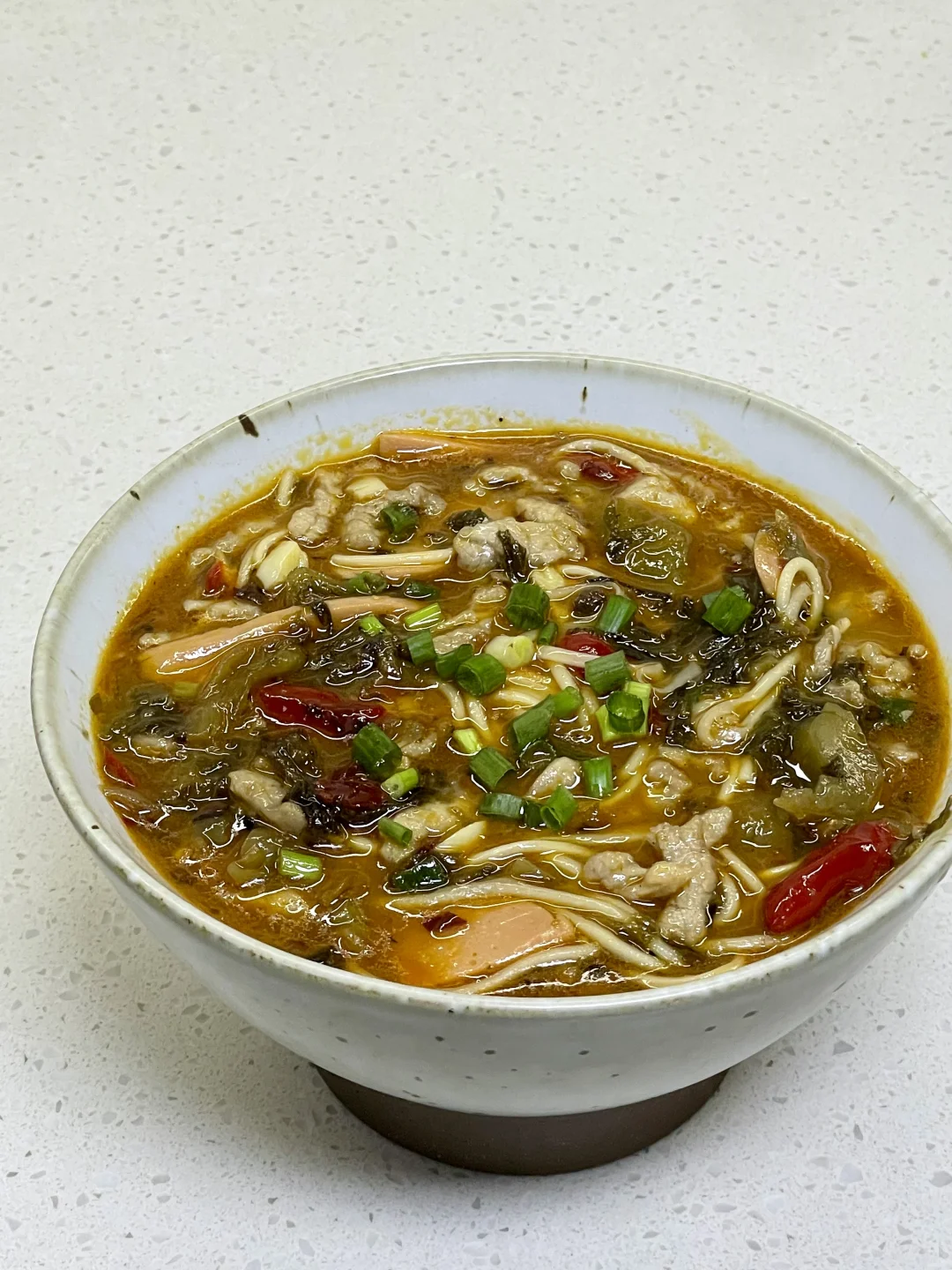 巨巨巨开胃的酸菜火腿肉丝面，附详细做法～