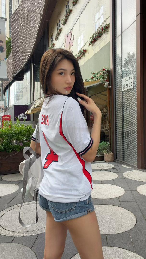 <p>世界杯英格兰 <p class="imgbox"><!--{im...
