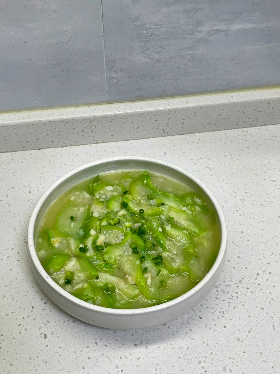 超级简单的清炒丝瓜，汤汁泡饭绝绝子🤤