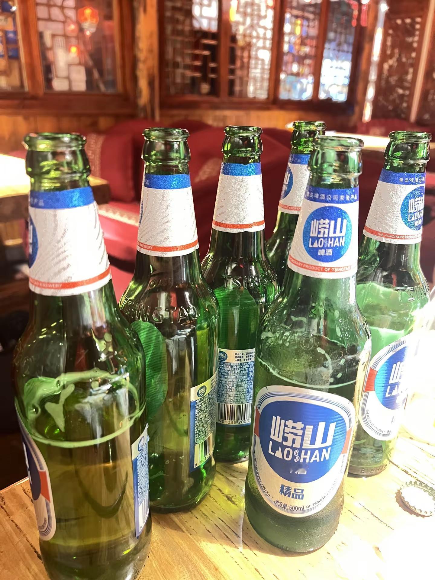等我喝完酒了，我也去问问许嵩，那阵子我们的感情，到底出了什么问题