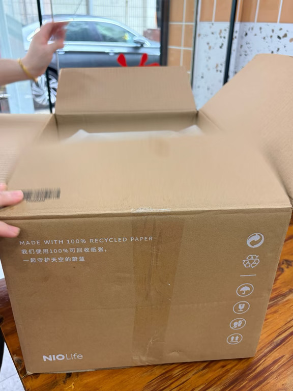蔚来试驾萤火虫免费送休闲背包