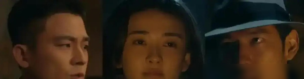 古力娜扎强吻欧豪，当场被喊起开吧你！
前两天的采访里，娜扎说这是自己演艺生涯头一回演这么上赶着的角色，演完只剩憋屈。
欧豪当场拆台，说陈开来哪里是真刚，也就只剩嘴强，俩人还认证，这对是热脸萌配冷脸憨。
金宝是百乐门名伶也是地下工作者，这段拧巴的感情拉扯，娜扎说演着特别新鲜好玩。
哪有那么多天