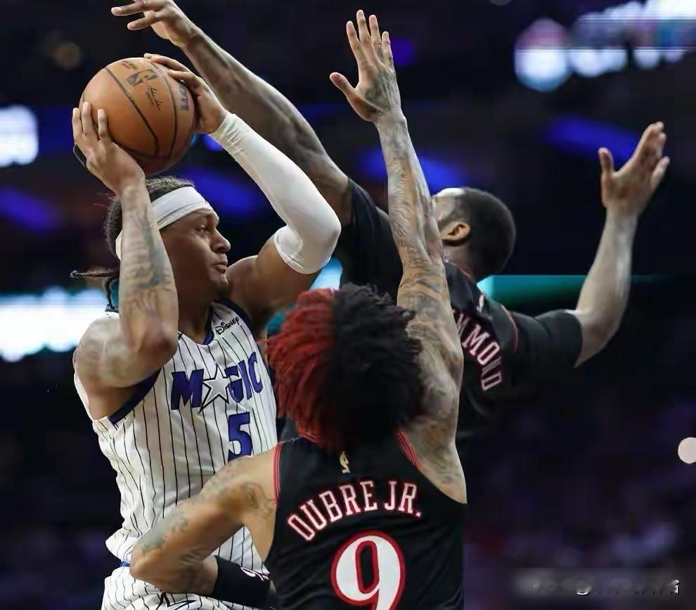 七六人赢了！但首轮悬了   NBC Sports直接给凯尔特人开出4-...