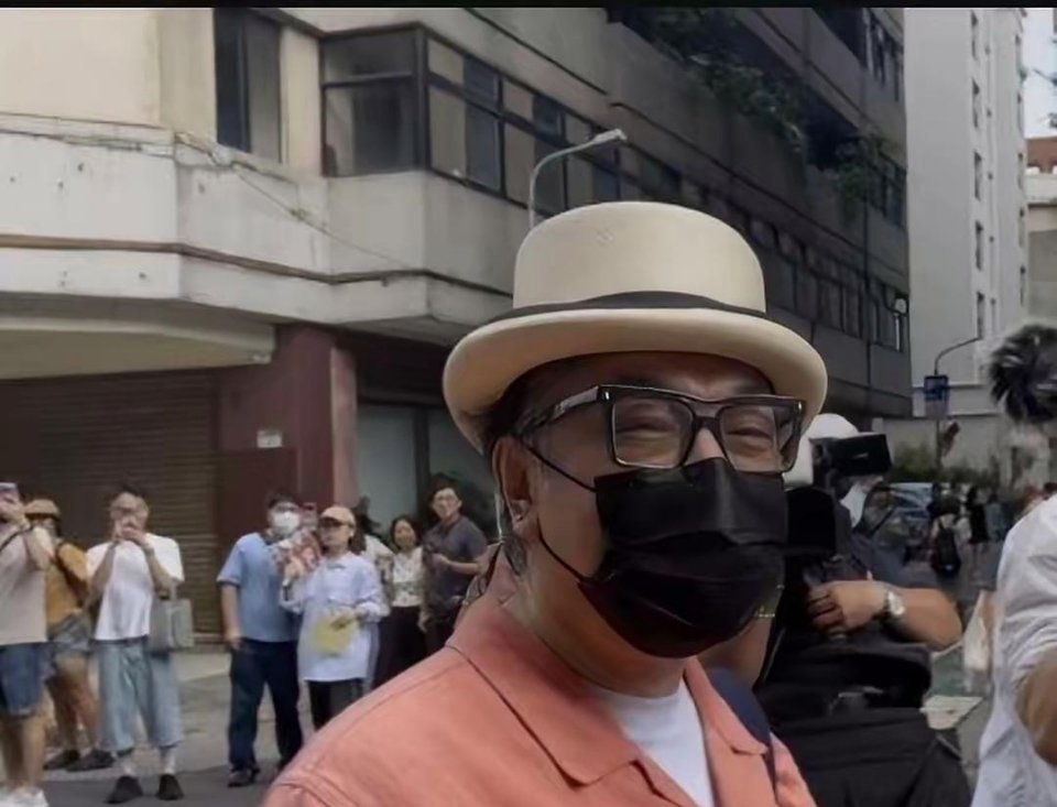 蔡康永这次翻车，其实很多人并不觉得意外，台籍艺人的合作风险，往往和长期居住地深度绑定。张韶涵、欧阳娜娜、苏有朋、王耀庆等一众艺人长期在内地生活打拼 ​