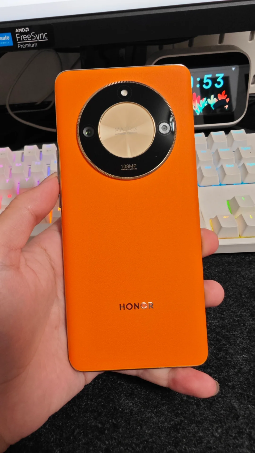 再强的抗摔手机都抵不过老婆的一摔？