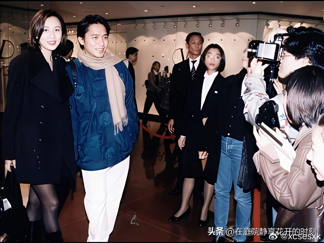 当打之年的梁朝伟和刘嘉玲真的非常养眼！ ​