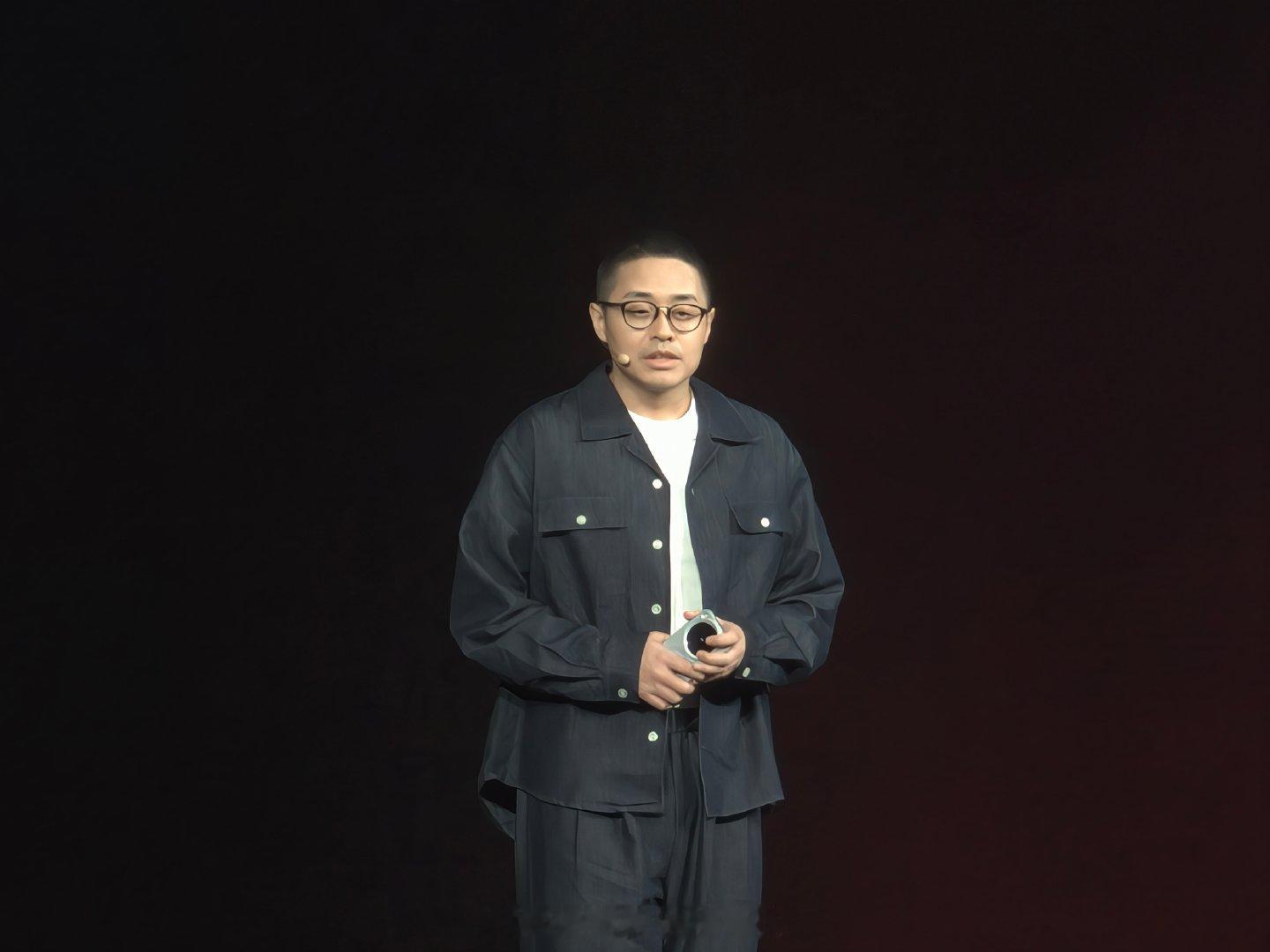 文牧野导演来了，vivo X500系列的人文影像体验官。

#灭霸500# ​
