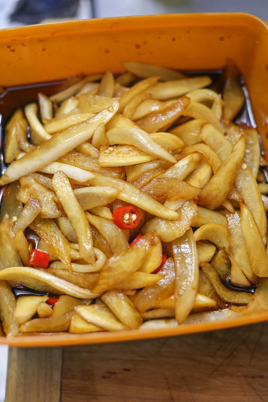 酸甜辣咸酱油萝卜脆爽开胃，家里常备下饭菜