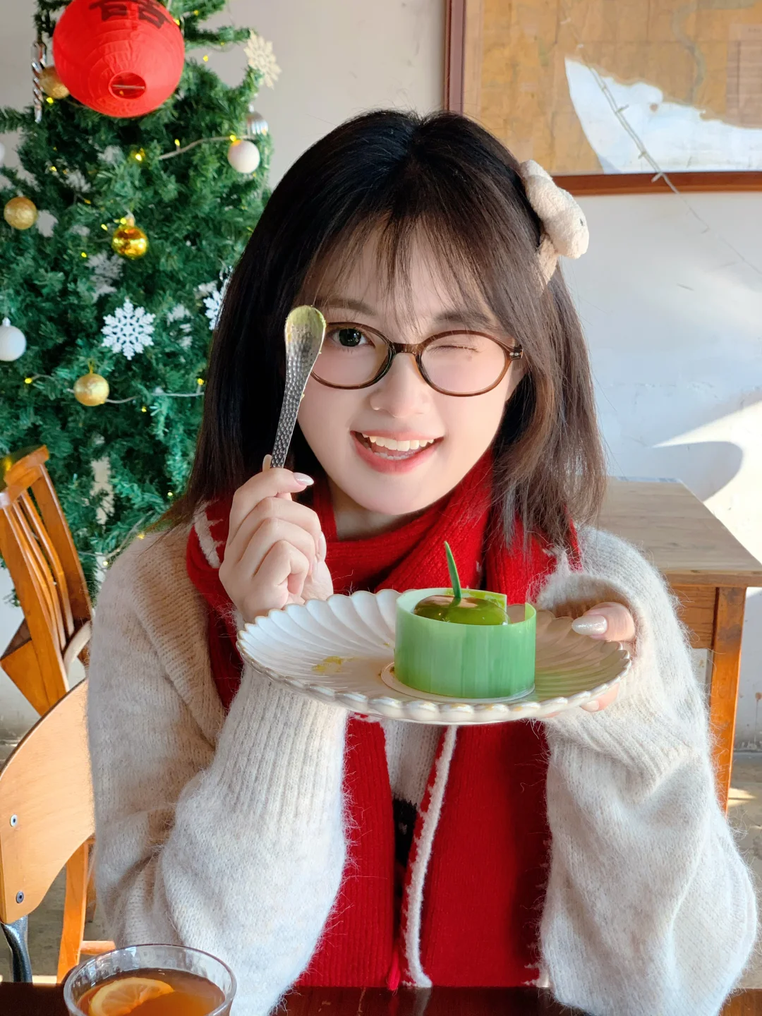 i人小幅度咖啡厅出片pose📷假期拍照有救啦！