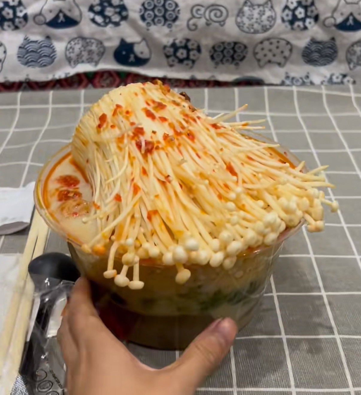 记得有一次备注多要金针菇…然后送过来就变成这样了[干饭人][干饭人]...