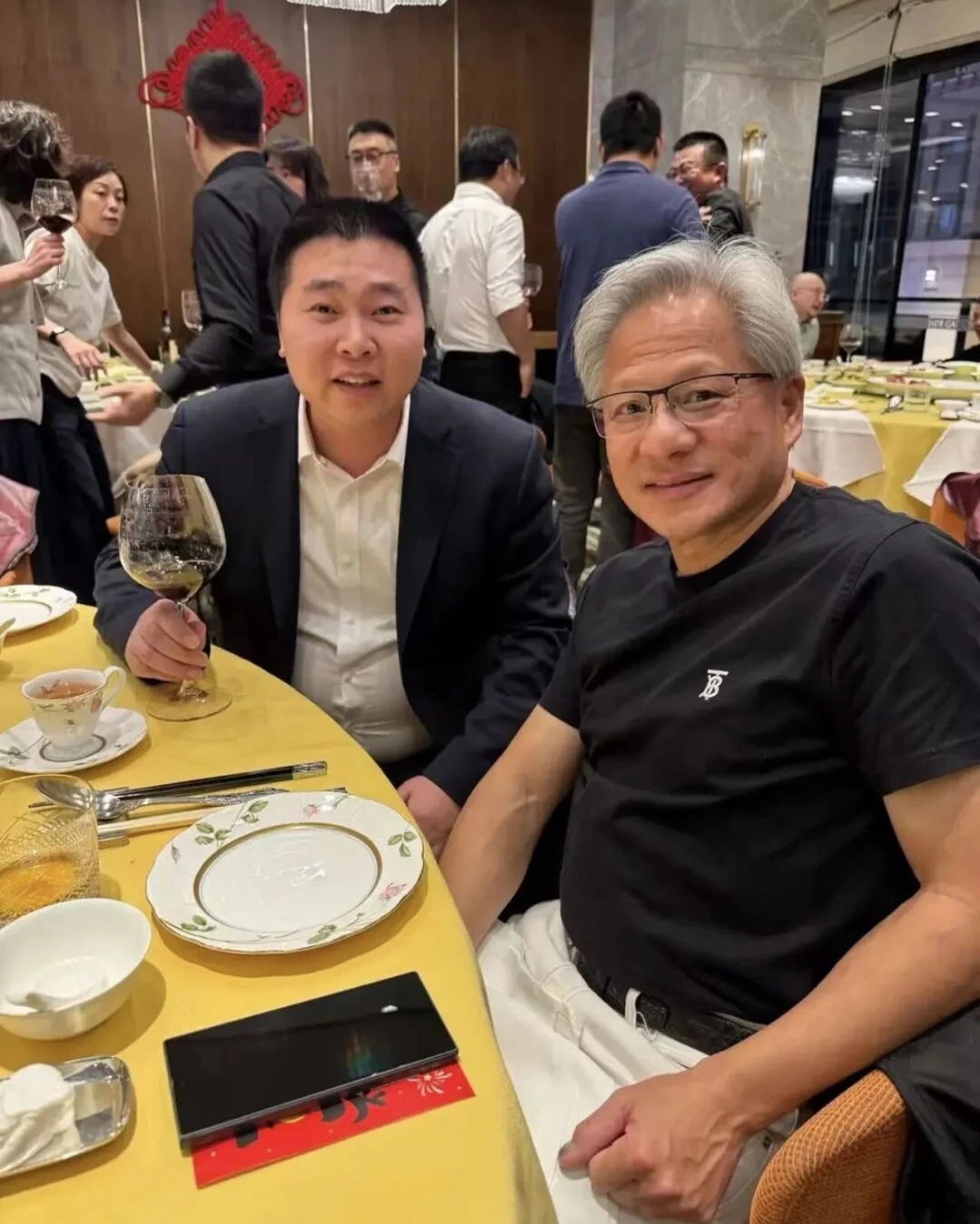 年轻人不买的河南钻石，被英伟达盯上了