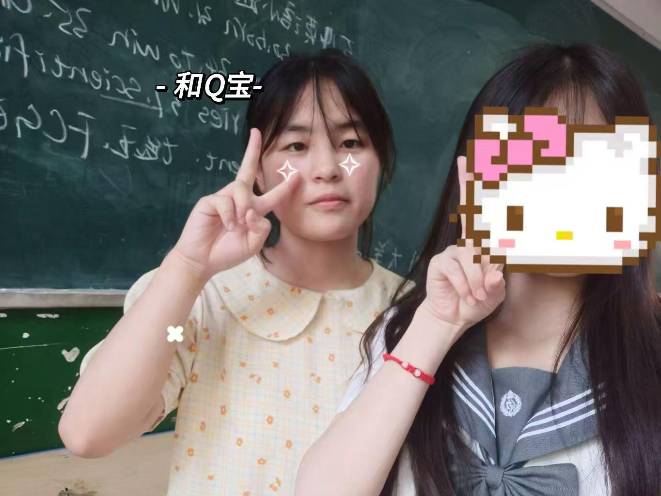 小凯今天全宇宙首唱的周杰伦作曲的那页夏天真的太适合毕业季了，虽然我已经毕业四年了，但是来几张照片配一下那页夏天不过分吧！王俊凯当潮汐漫溢  王俊凯新歌那页夏天
