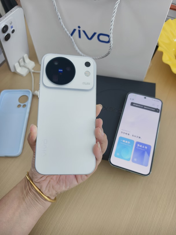 福利来了✅vivo X500限时补贴200元
