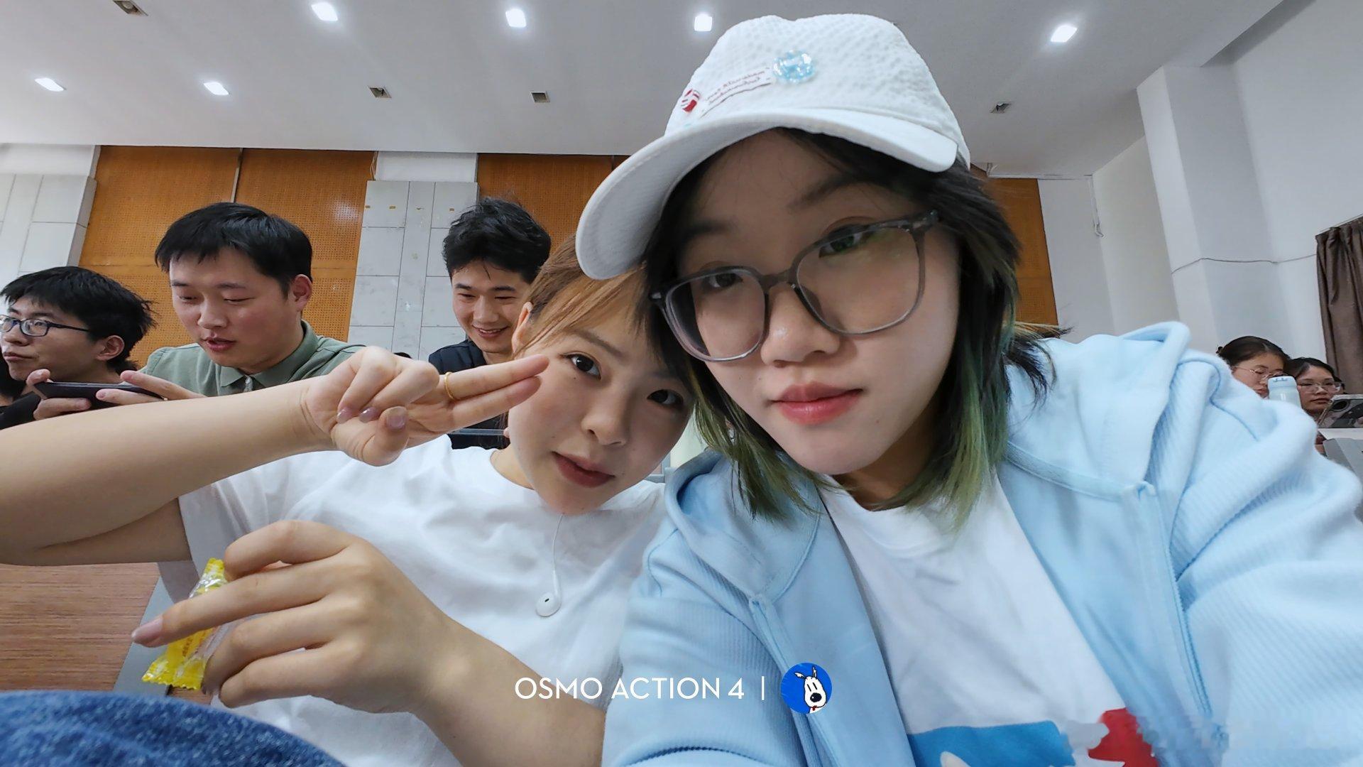 可爱的两个人～
#大疆##大疆action4# ​