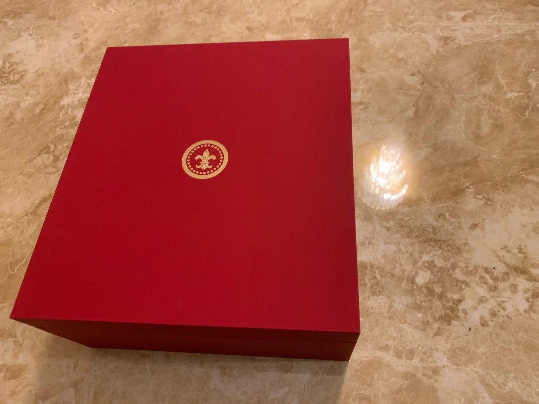 感谢老朋友Louis XIII送我的新春礼物，从少女，成长为女人，路易十三见证着