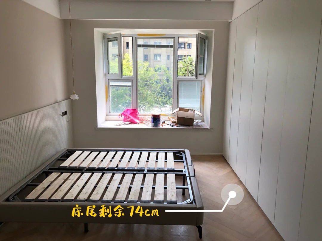 💕主卧床尾柜实景｜床🛏️摆进去啦🥰