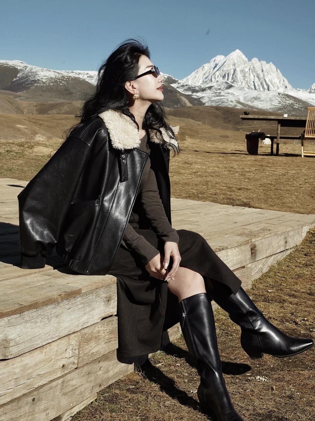 在塔公草原，听一场风和雪山的对话