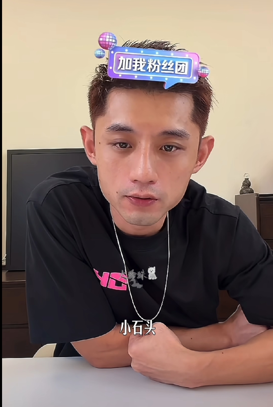 这个张继科真敢说啊！没想到中国乒乓球最快全满贯得主张继科的预言这么准啊，张继科在直播直言小石头林诗栋很棒，小石头厉害，不得不说张继科预言很准啊，也很敢说啊，不得不佩服张继科的勇气啊，一直以来，张继科都是和马龙、樊振东、许昕等等有实力很低调的运动员关系很好的