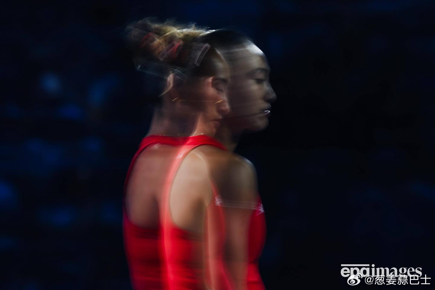 香港网球公开赛官方宣布，郑钦文退出WTA250香港站比赛。不意外。好好休息，养精蓄锐，我们2027见。[园丁]
.#郑钦文因伤退出香港赛# 
.#郑钦文结束2026赛季# 
.#郑钦文jiayou# 
.#郑钦文[超话]# ​
