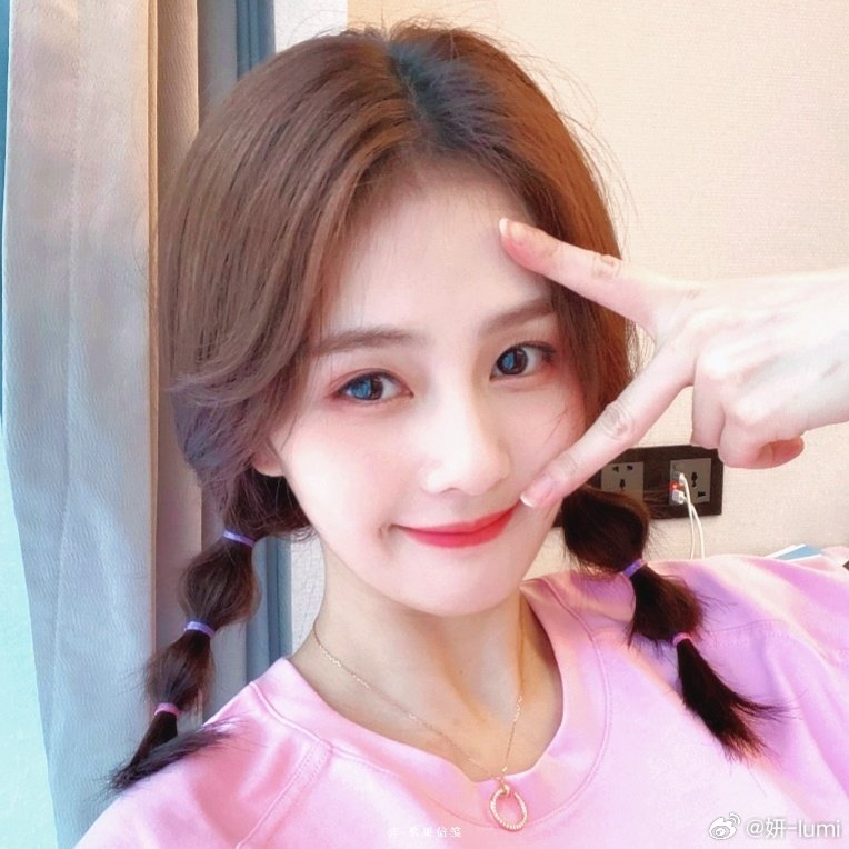 #白鹿[超话]# 🍀#白鹿#🍀#白鹿的奖运# 

๑ ᳐>⩊< ᳐๑｜ ♡°.•一切好運常在•.°
𓇼爱是气候里产生的共鸣★⁺ ı||ıı|ı
草莓味白圆圆🍓

​