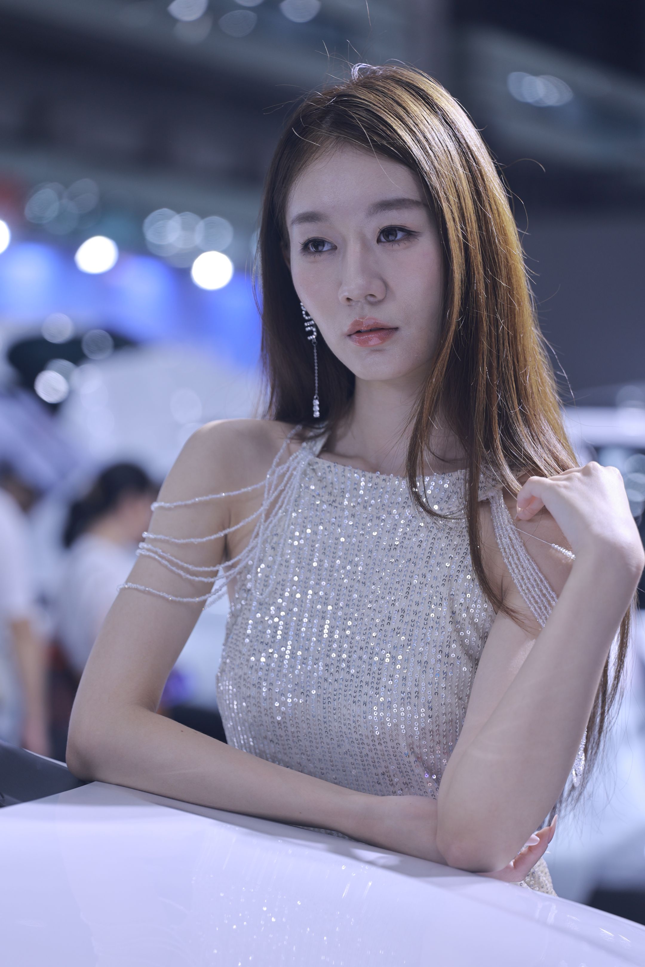 <p>推广 车展车模 车展现场 美女 模特 <!--{img:0}--...