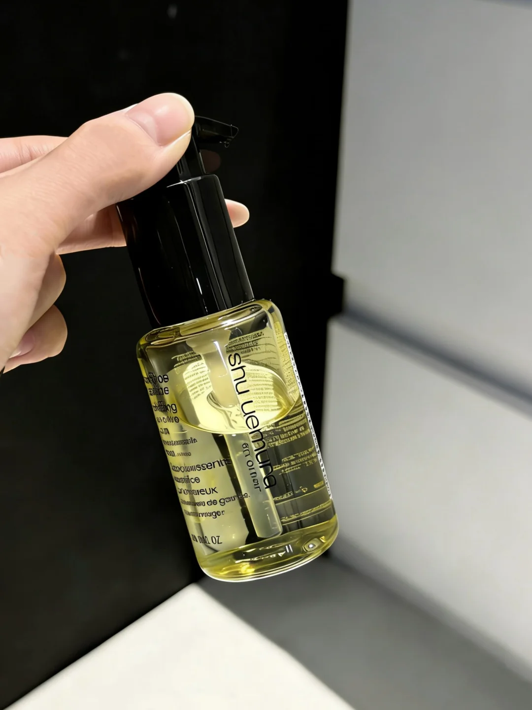 不允许有一个烫染枯草头在它面前存在!!!！