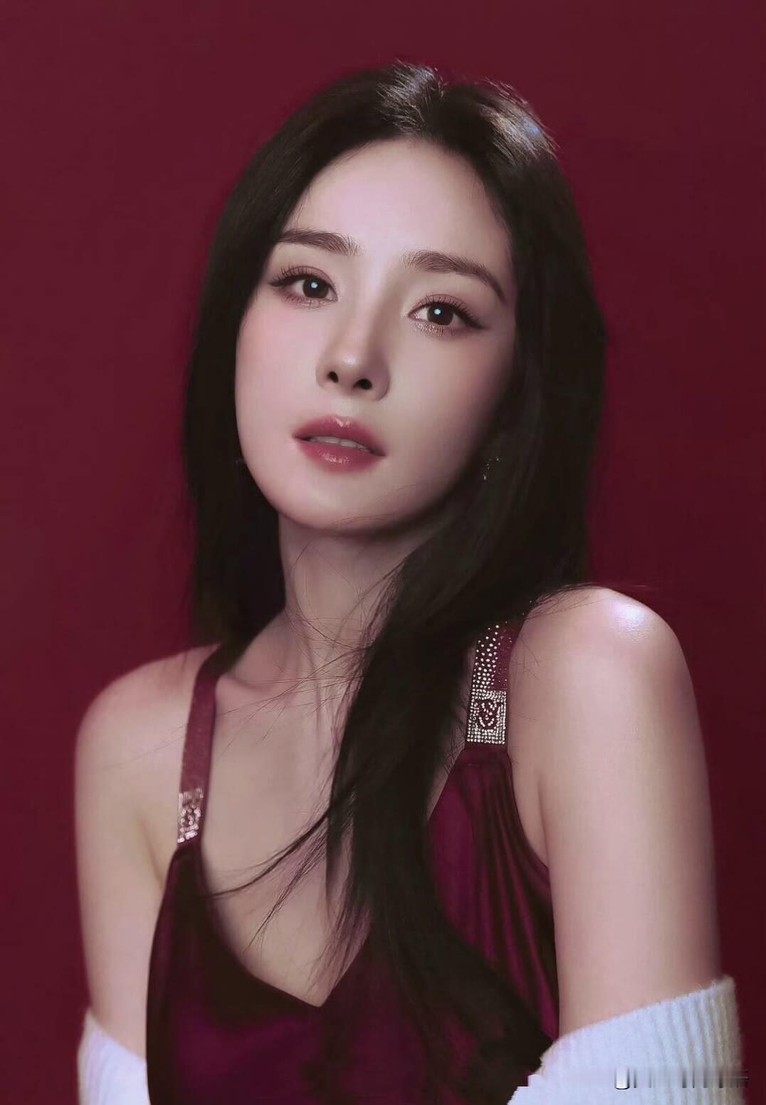 时尚美女，喜欢吗？