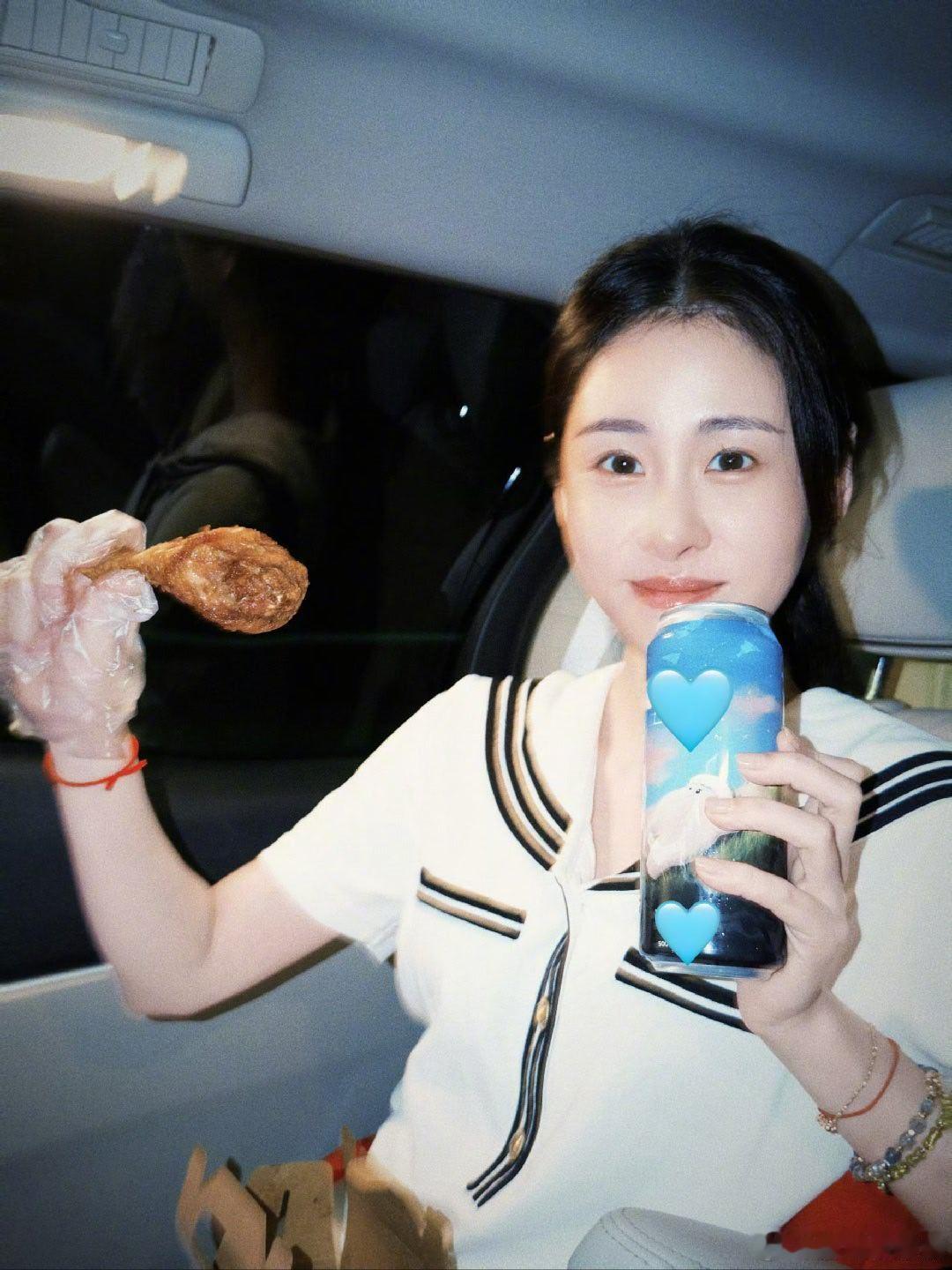 #张碧晨[超话]# 好好吃饭，好好睡觉​