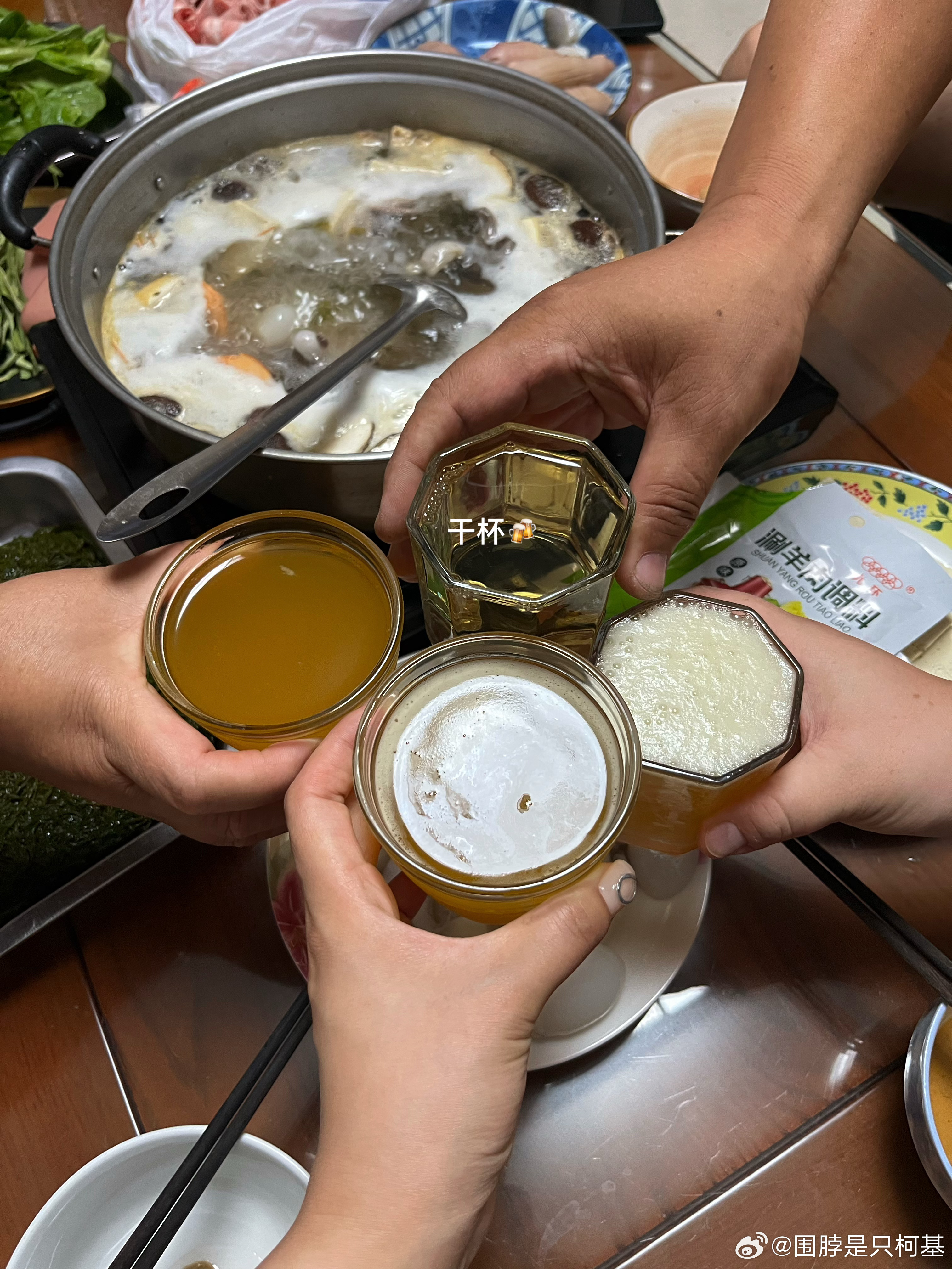 今天是个好日子 祝我妈妈生日快乐呀！！  ​​​