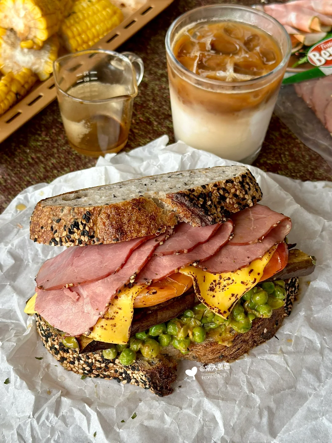 牛肉芝士烤杂蔬开放式三明治🍆🧀