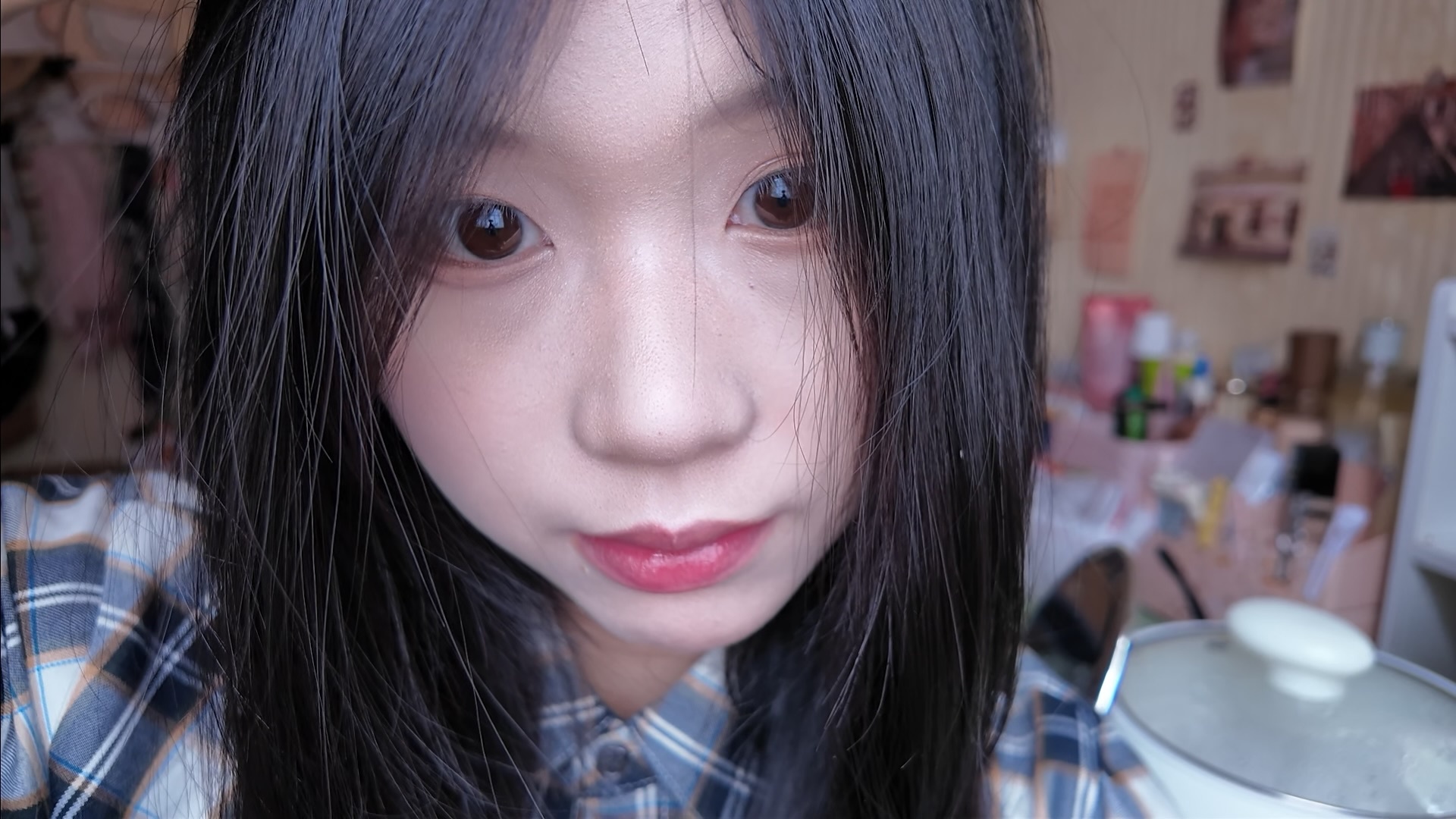 好喜欢俺滴格子裙嘻嘻嘻#大疆时刻##自拍# ​
