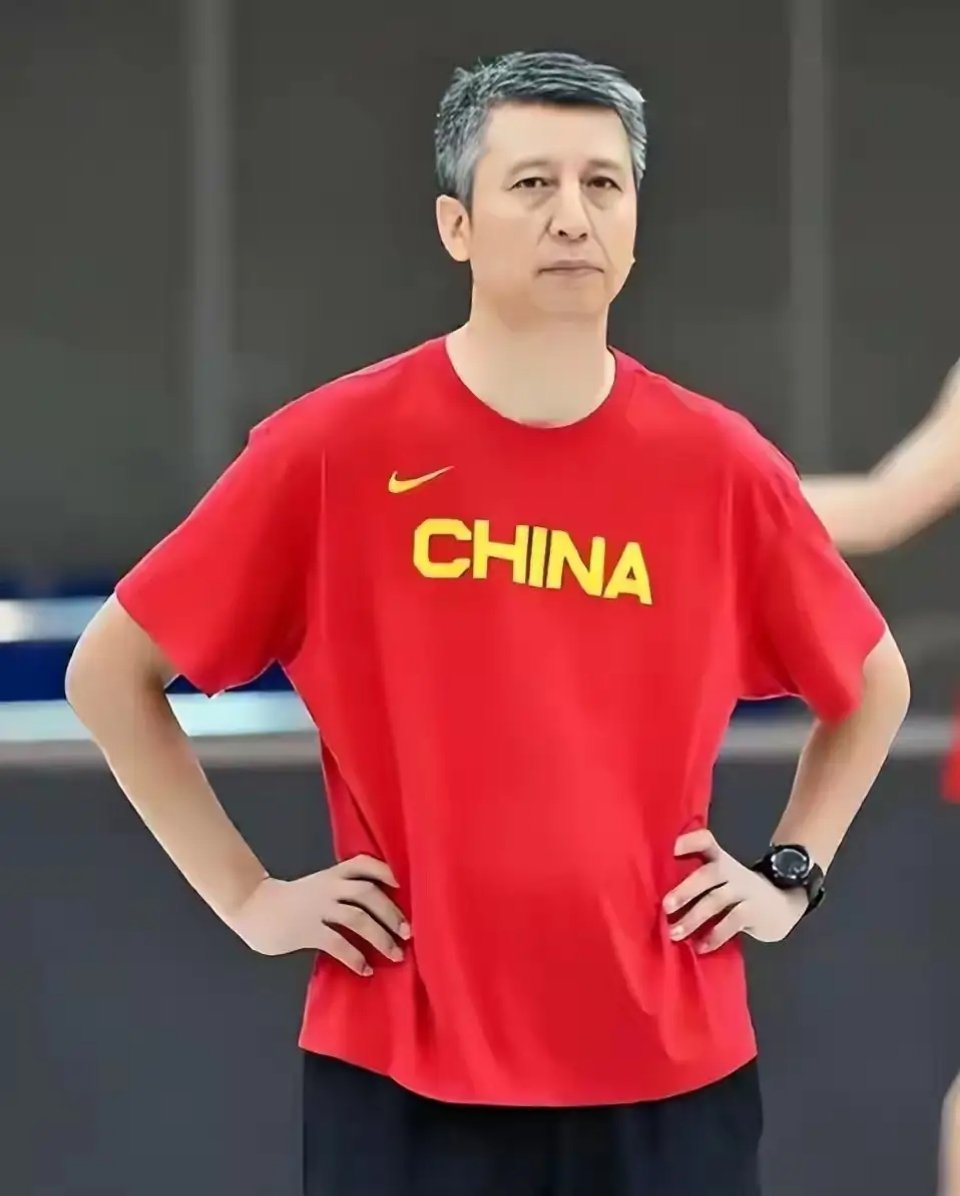 中国男篮或迎来最强的阵容出战世预赛！ 随着CBA半决赛正式结束，北京...