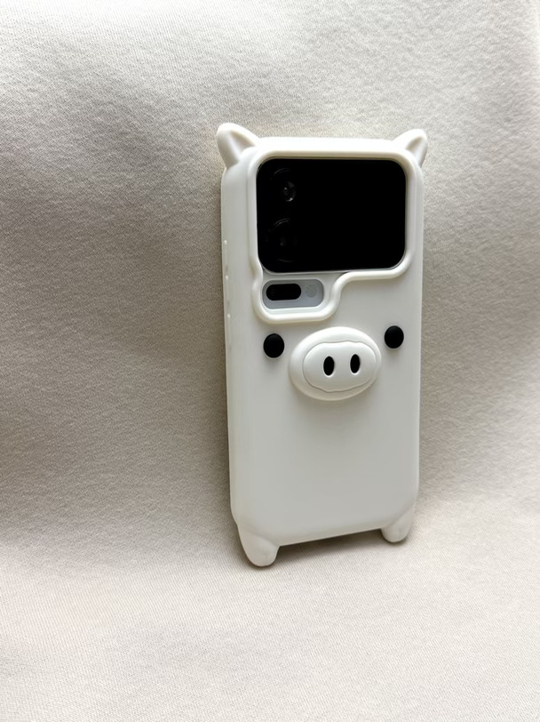 小米18pro第一个硅胶壳～可爱的鼻孔猪🐷！
