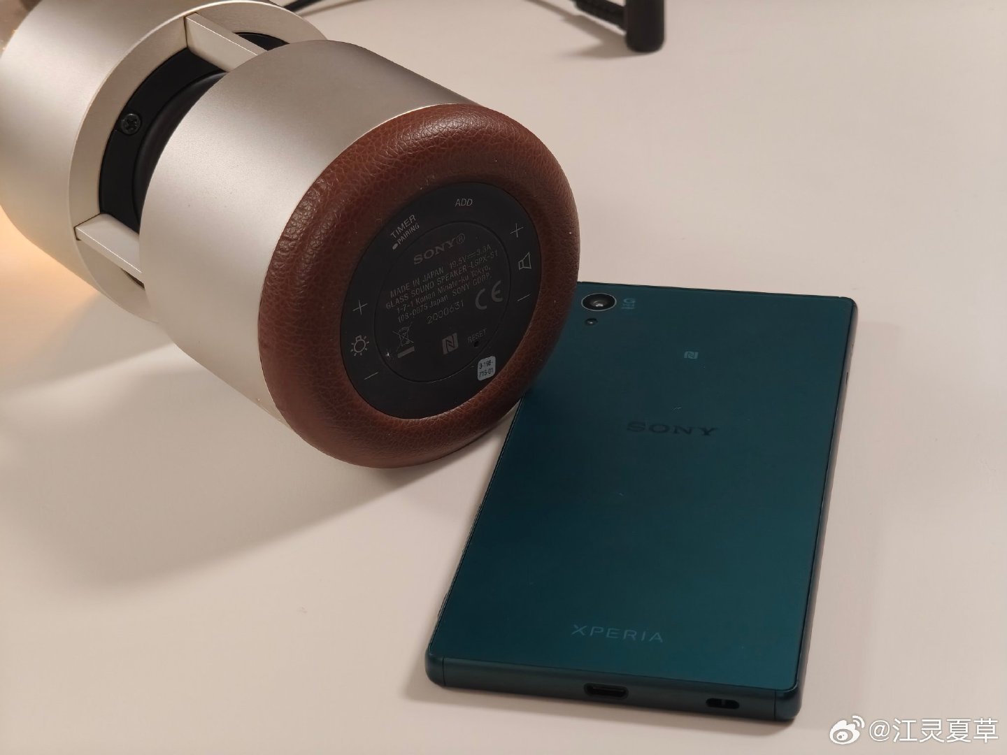 朋友送了我一个新玩具，好家伙这玩意是我的白月光，索尼的晶雅音管第一代，从初中开始我就想要了，SONY的设计真的好漂亮 ​