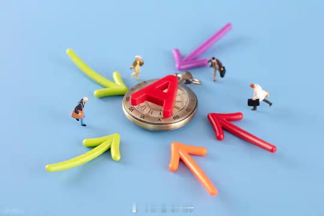 今天最猛的资金流向，其实是传媒板块——全天主力资金净流入63.05亿元，妥妥的全市场第一名，板块大涨3.16%，影视院线、广告营销、AI出版全线爆发，龙版传媒直接走出5连板，打出了板块高度。
很多人还停留在“AI就是炒芯片”的老思路里，却没发现资金早就切方向了：硬件炒了半年，估值都炒到天上去了， ​