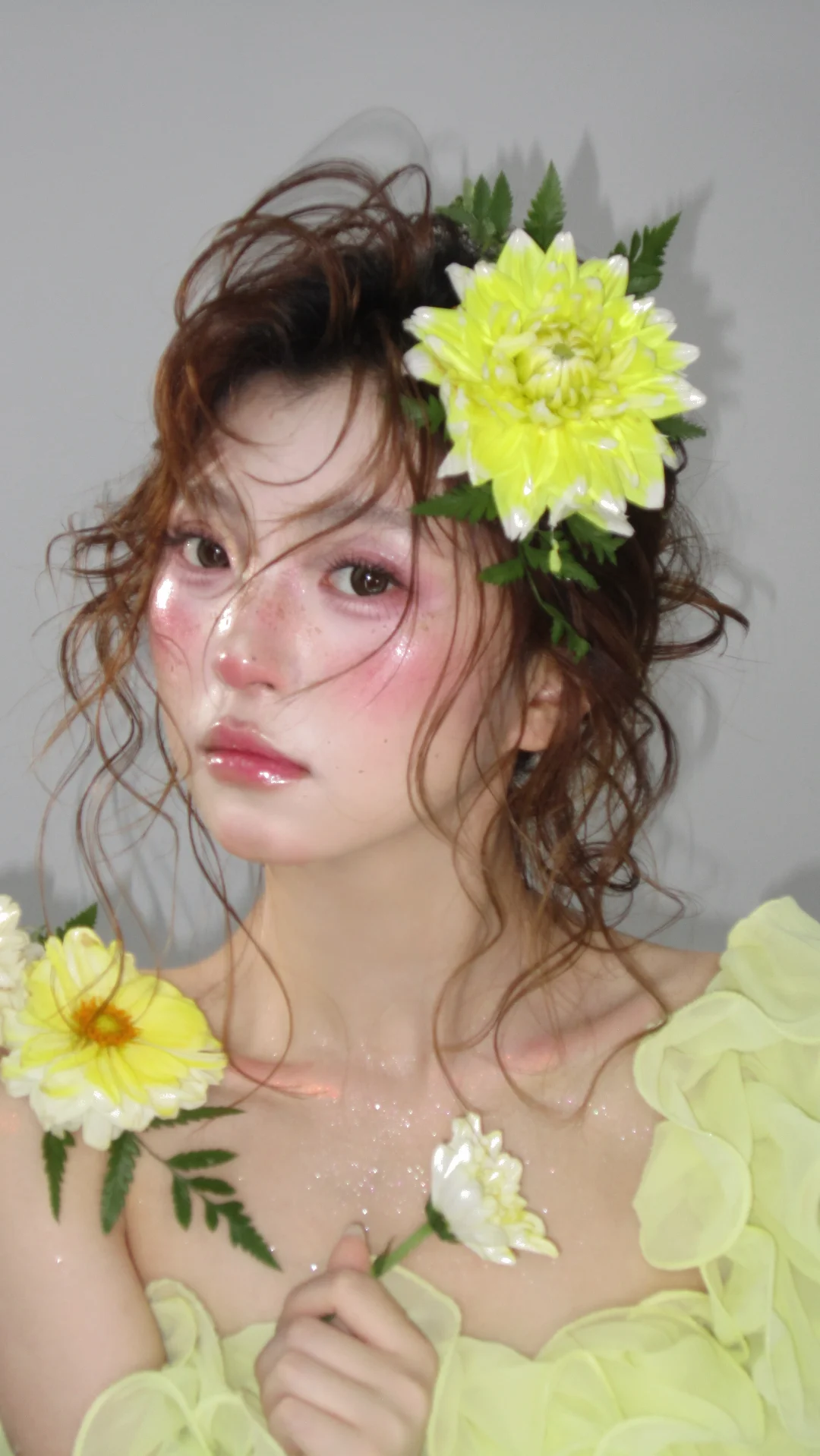 明媚自由，步履生花